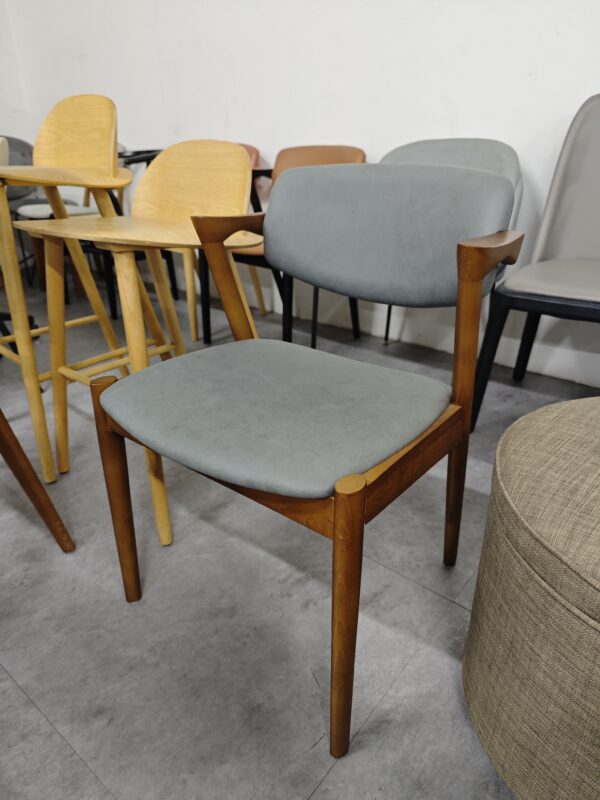 Zes Dining Chair