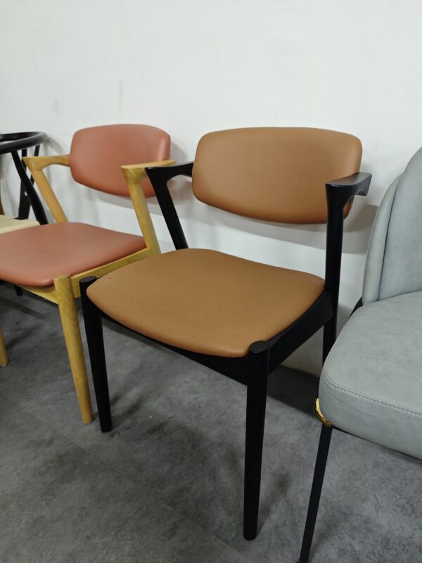 Zes Dining Chair