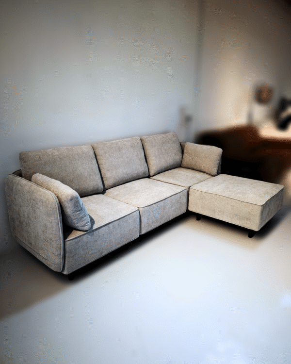 Cielo Sofa with Ottoman